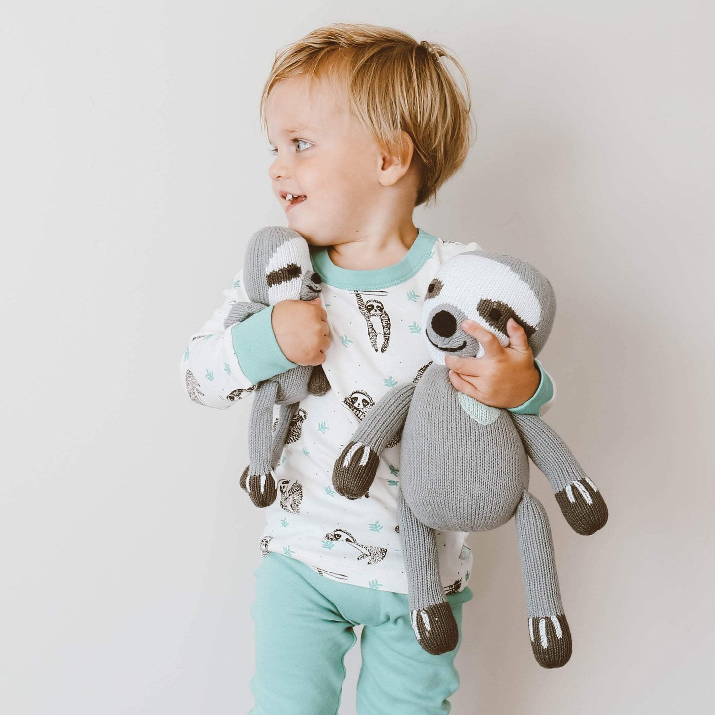 rattle buddy | eli the sloth