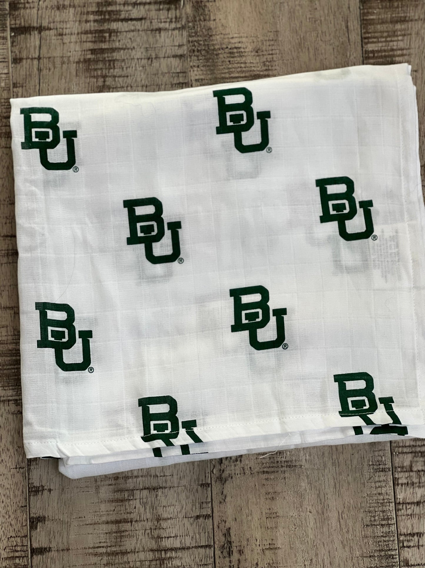 Baylor University Muslin Swaddle Blanket – Soft Breathable 47x47 Baby Blanket – Officially Licensed Baylor Bears Newborn Gift